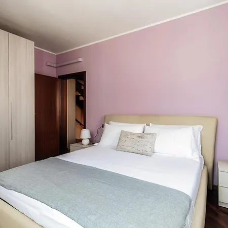 Passeri By Quokka 360 - Close To And Old Town Apartment Como