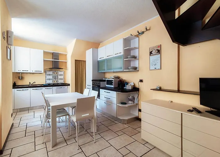 Passeri By Quokka 360 - Close To And Old Town * Como